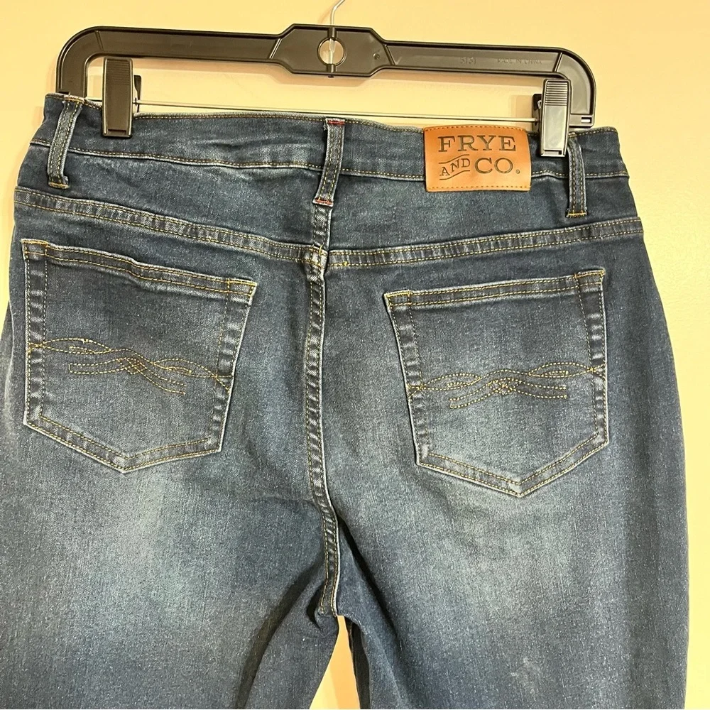Frye and Co Women's High Rise‎ Raw Hem Button Fly Boot Cut Jeans Size 10